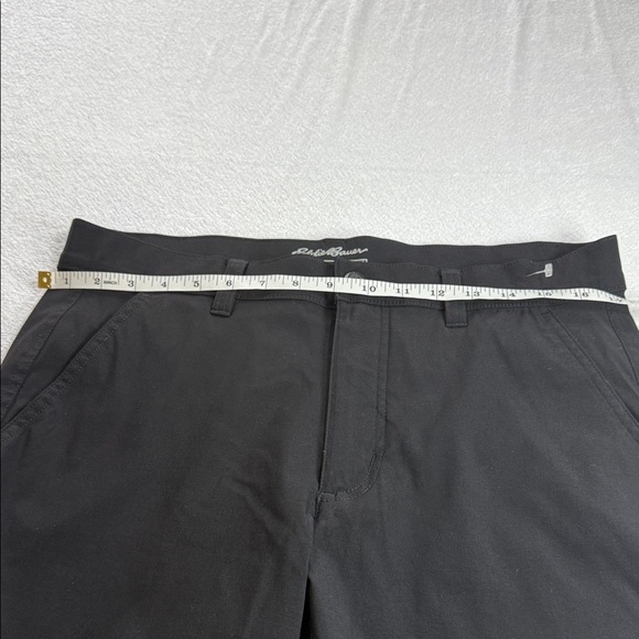 Eddie Bauer Men's Black Chinos - Picture 6 of 14